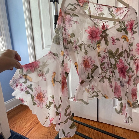 Top - Picture 3 of 4